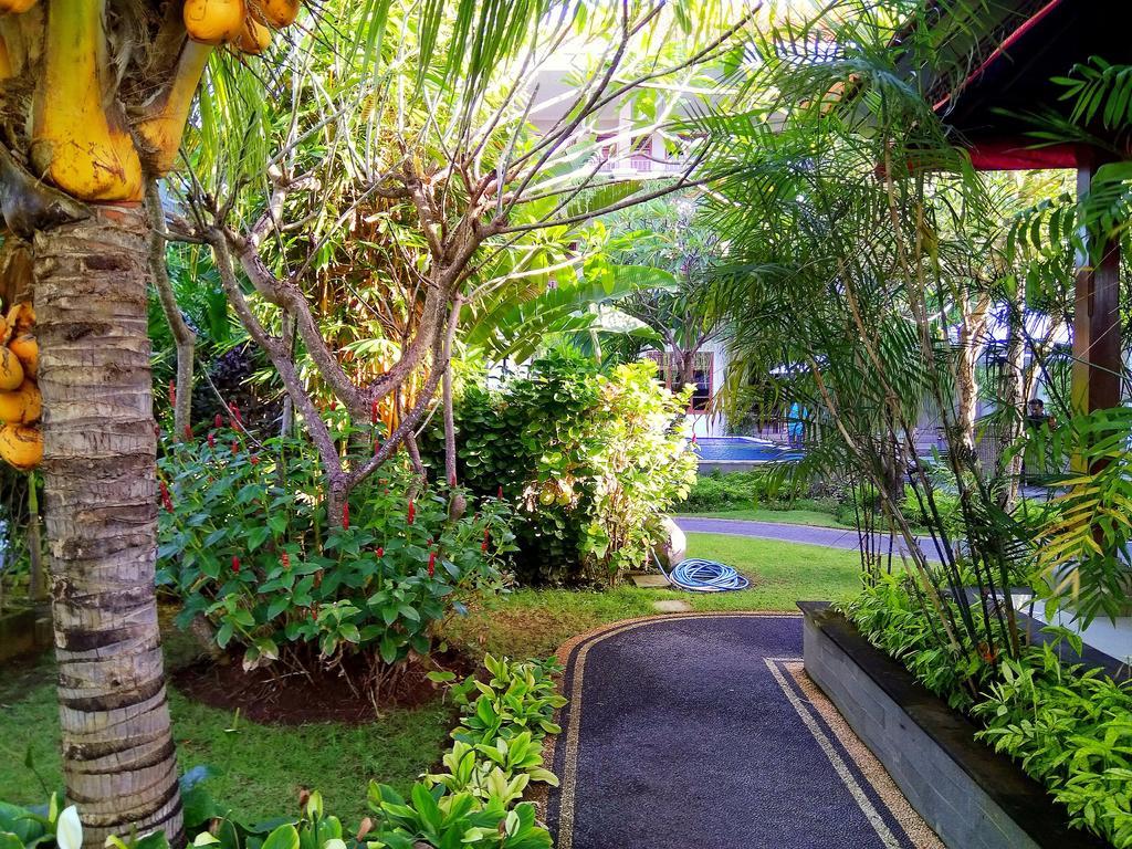 Pondok Anyar Hotel Kuta Lombok Exteriör bild