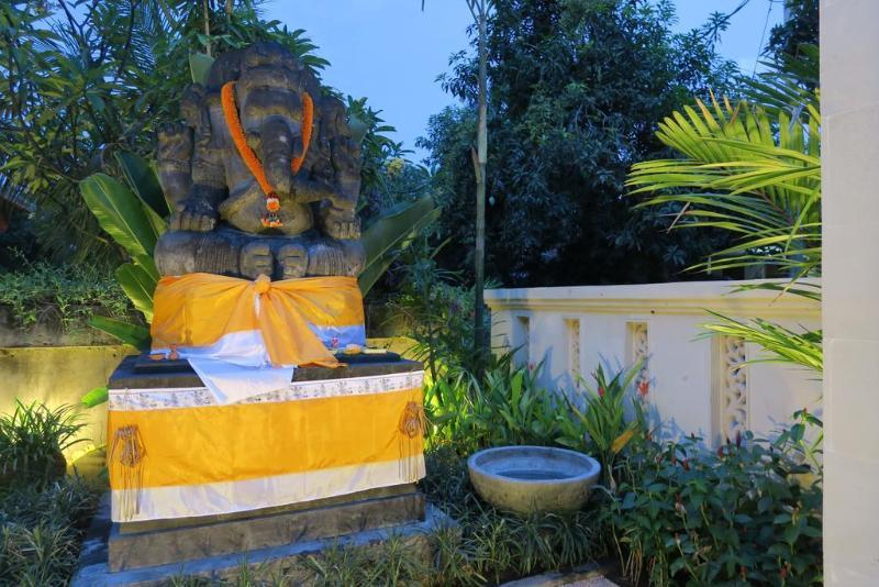 Pondok Anyar Hotel Kuta Lombok Exteriör bild