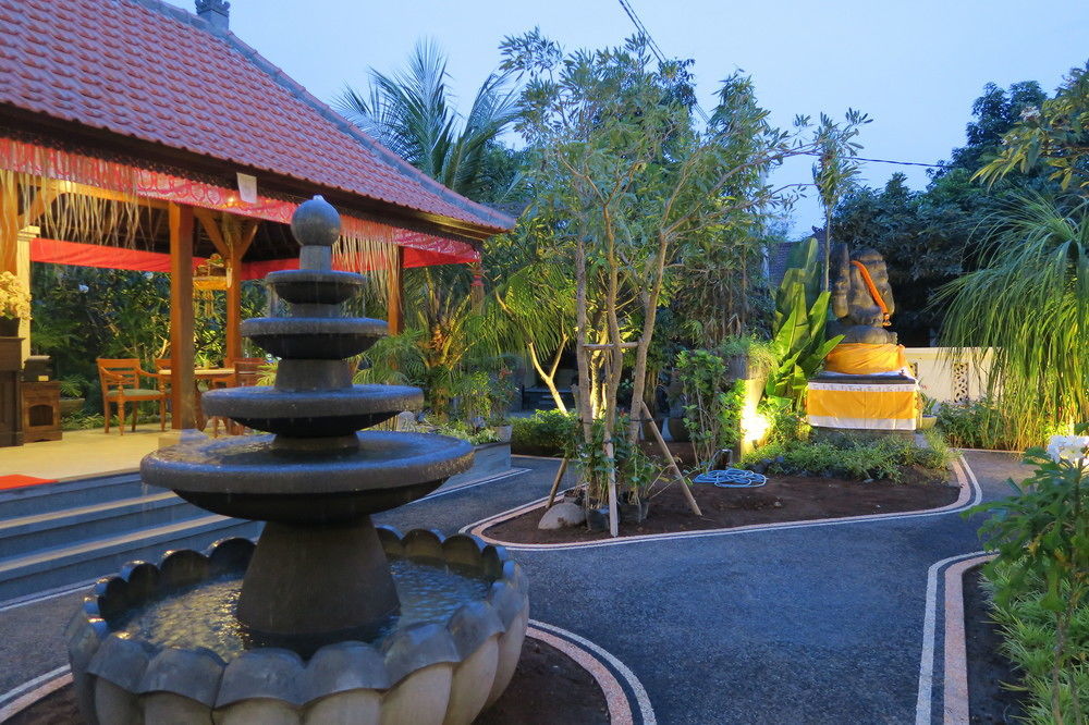 Pondok Anyar Hotel Kuta Lombok Exteriör bild