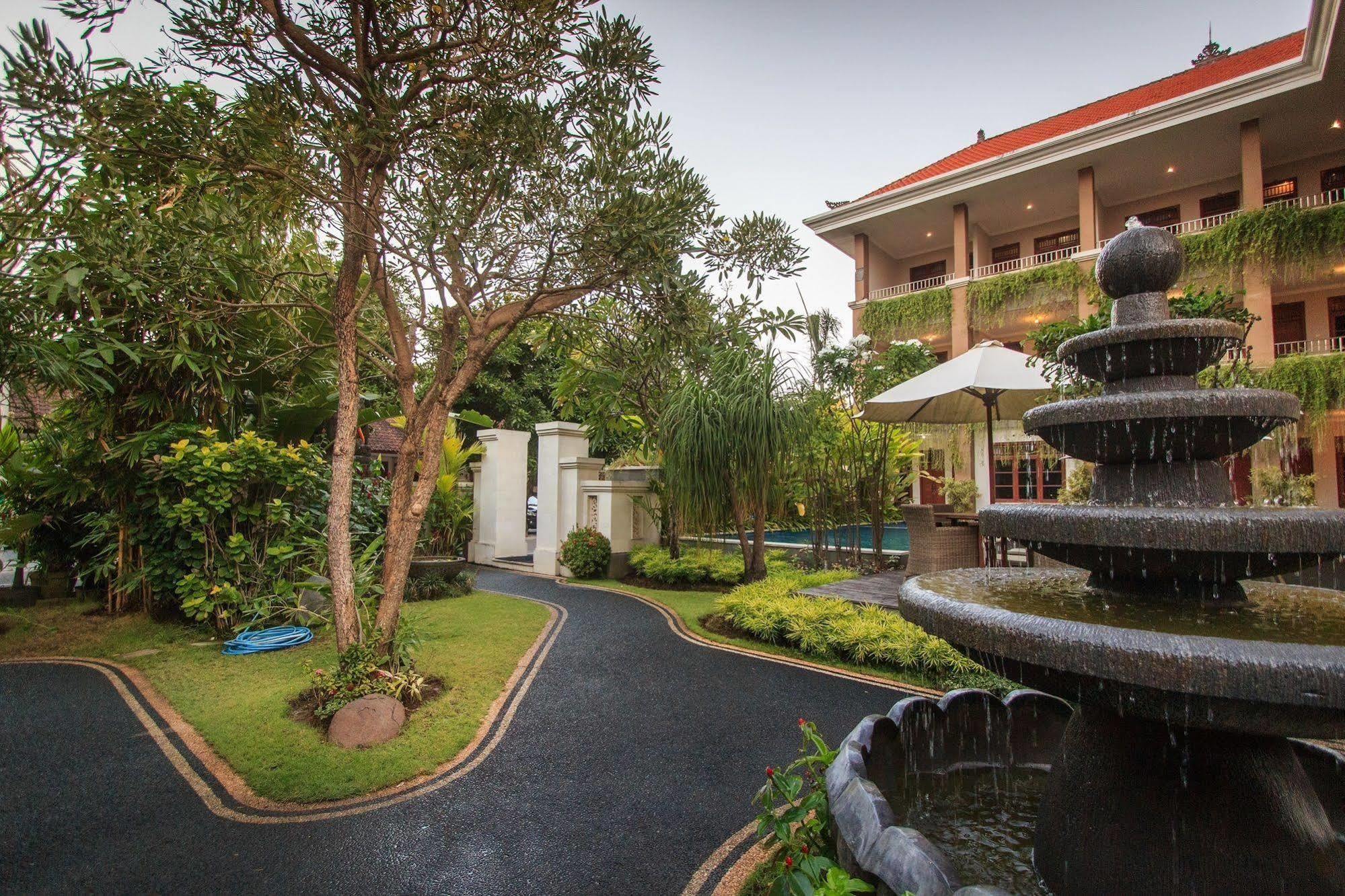 Pondok Anyar Hotel Kuta Lombok Exteriör bild