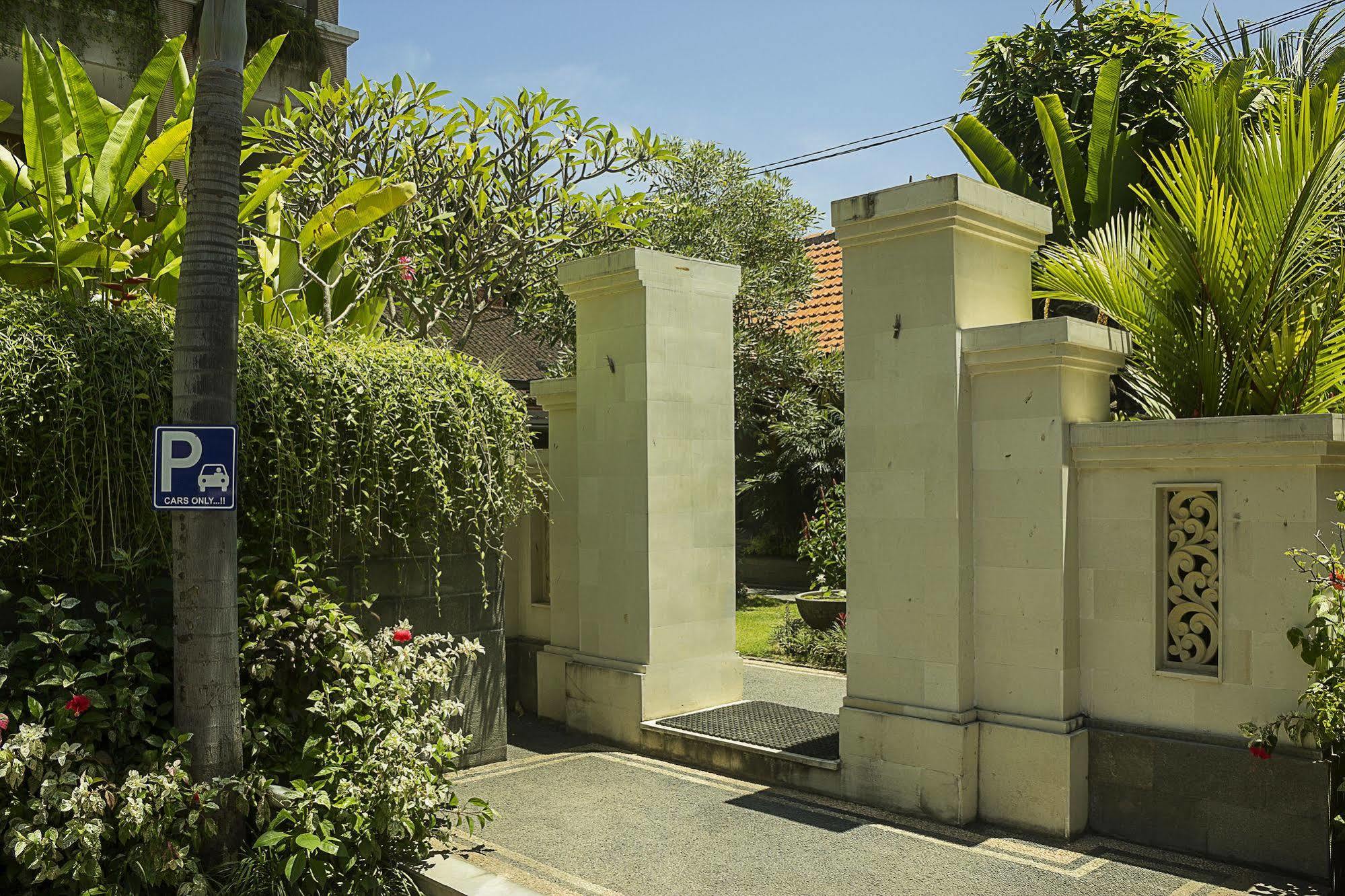 Pondok Anyar Hotel Kuta Lombok Exteriör bild